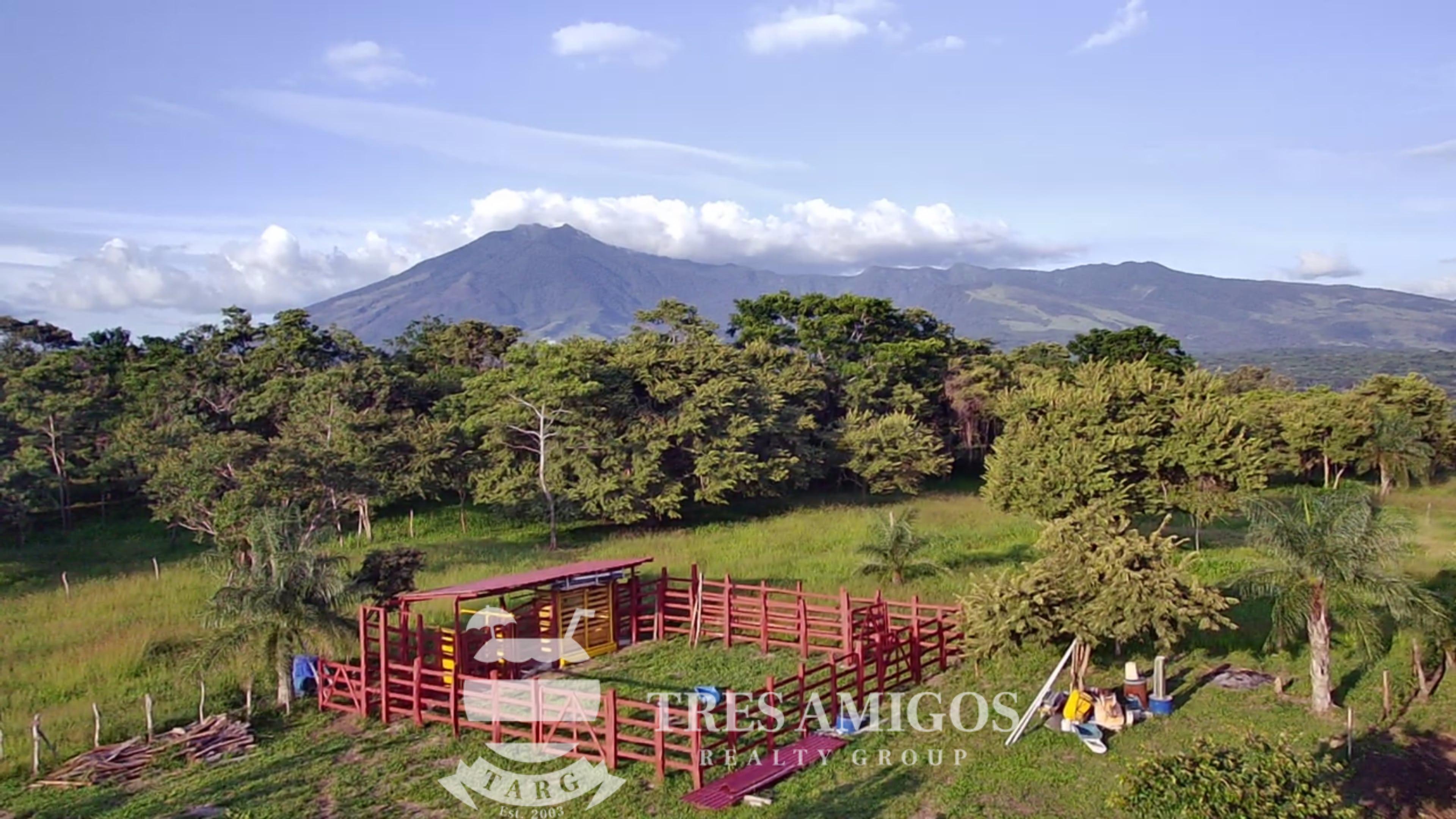 MOUNTAIN VIEW ECOFARM Playas del Coco Properties Costa Rica Real